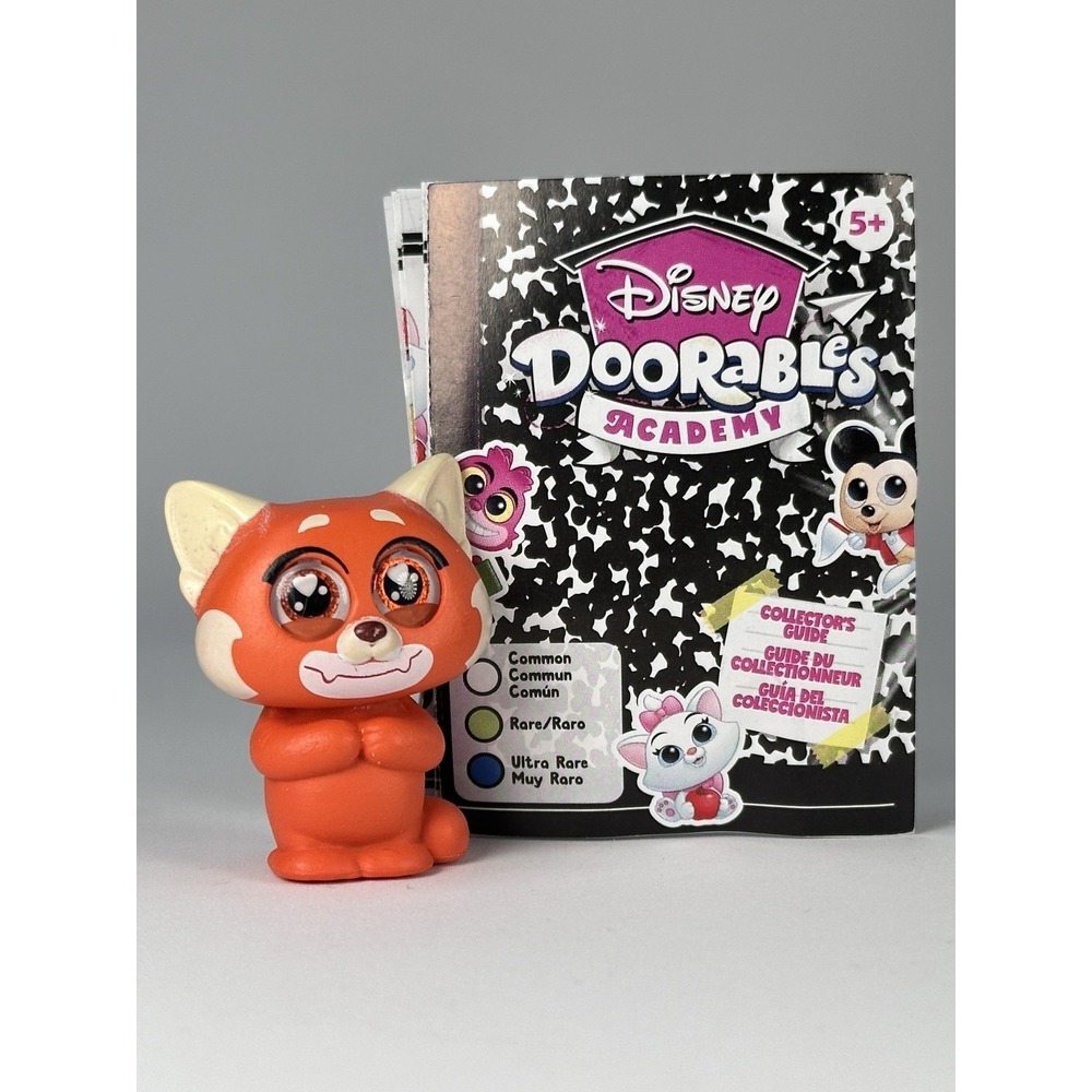 Disney Doorables Pixar PANDA MEI Academy Student Body RARE Figure Backpack NEW - Picture 2 of 6